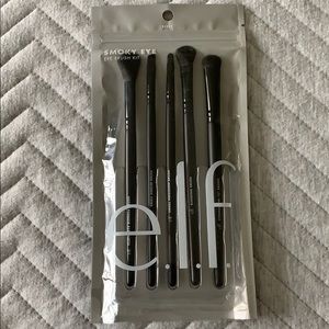 NWOT ELF Smoky Eye Brush Kit
